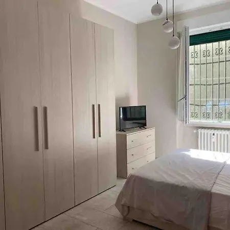 Citta Studi-moderno Bilocale-metro 4-duomo Linate Apartmán *